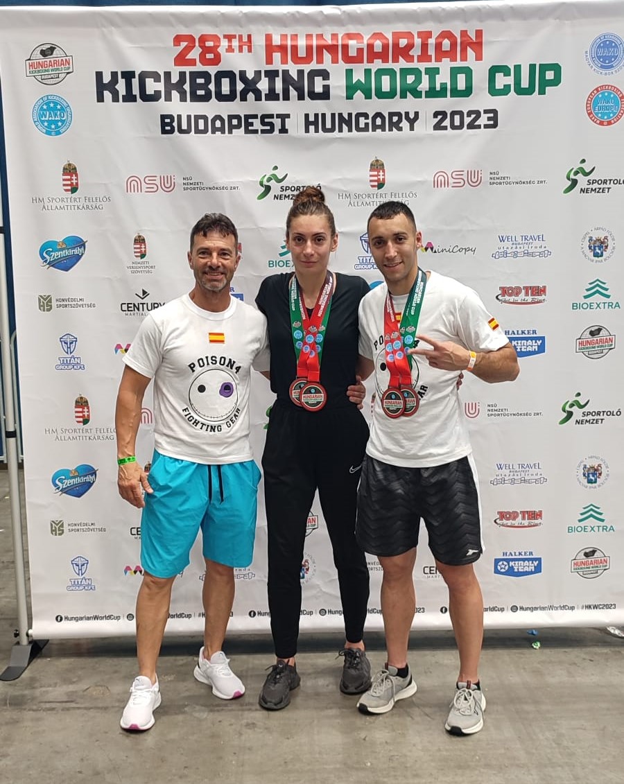 Marta González y Sergio de Diego  participaron en la XXVIII “Hungarian Kickbóxing World Cup”