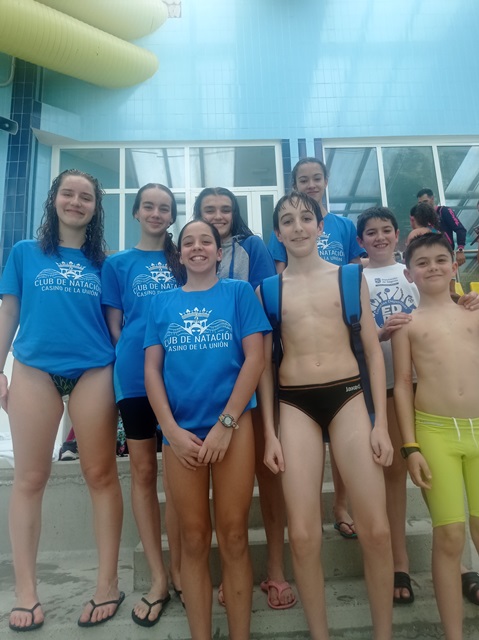 Excelente actuación de los nadadores del Casino de La Unión