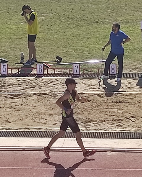 Rodrigo Santa Elena García se clasifica en 8ª posición en la Prueba de Marcha de 10 km. Pista