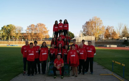 La Alcaldesa acompaña a los deportistas becados por el CETA en su presentación oficial