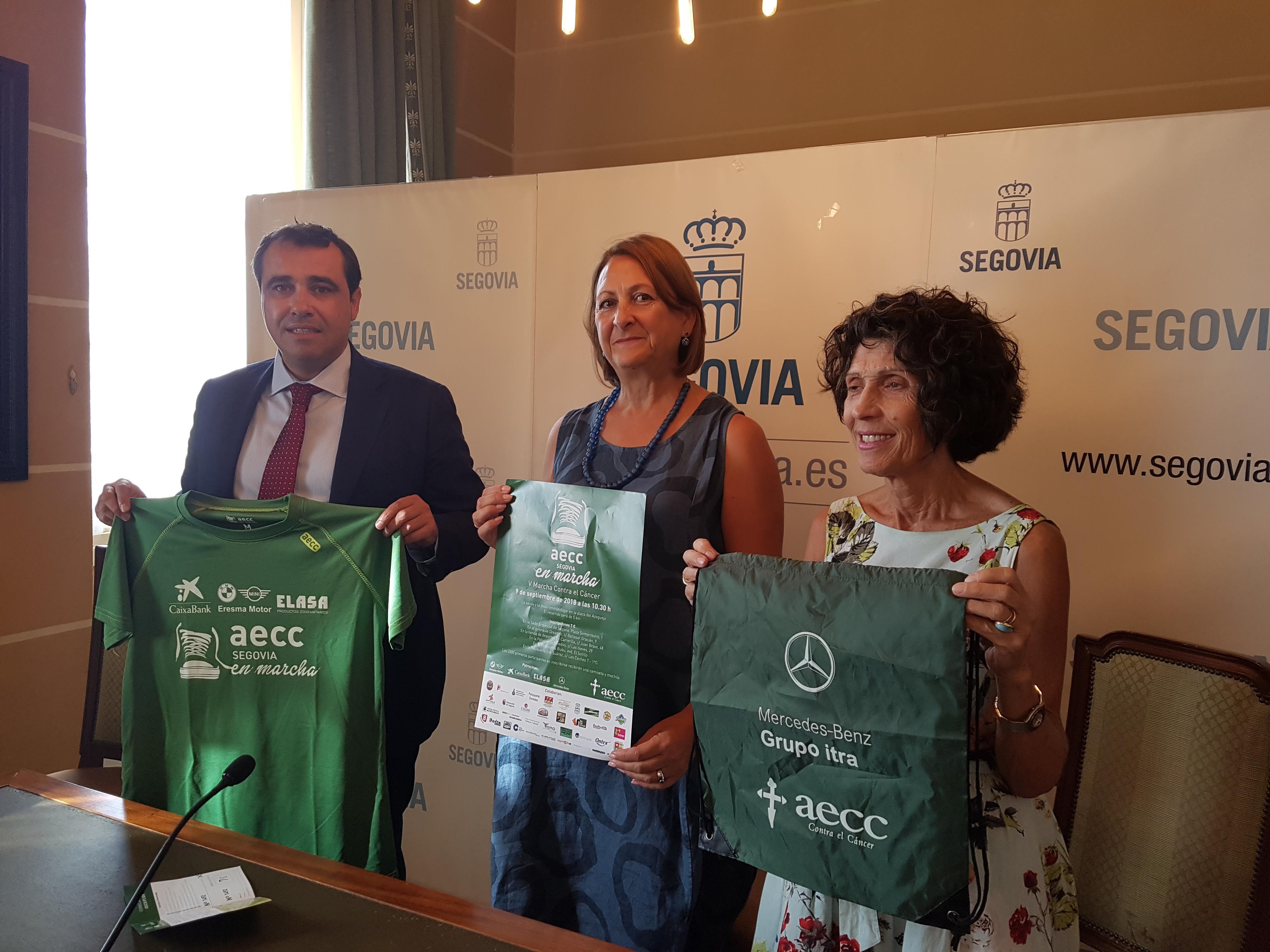 Presentada en el Ayuntamiento de Segovia la Marcha de la Asociación Española Contra el Cáncer