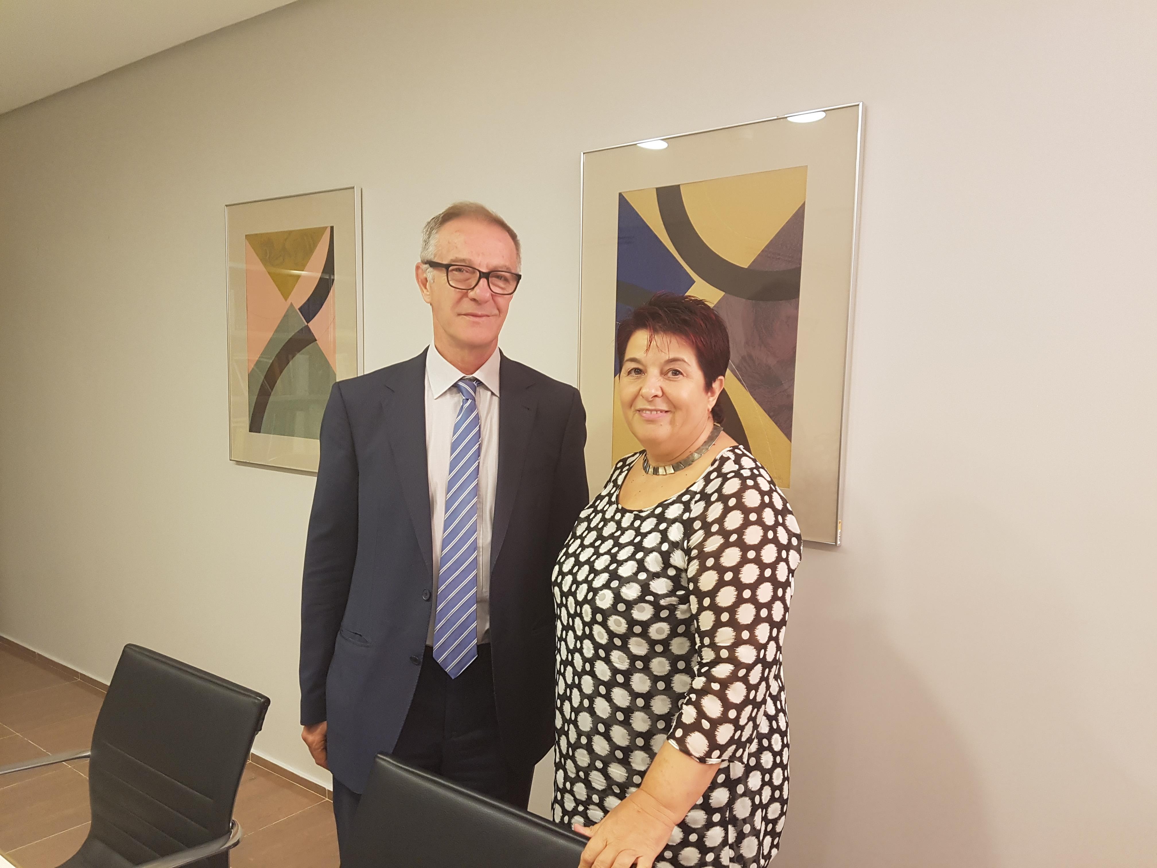 La alcaldesa, Clara Luquero, se reúne con el Ministro de Cultura,  José Guirau