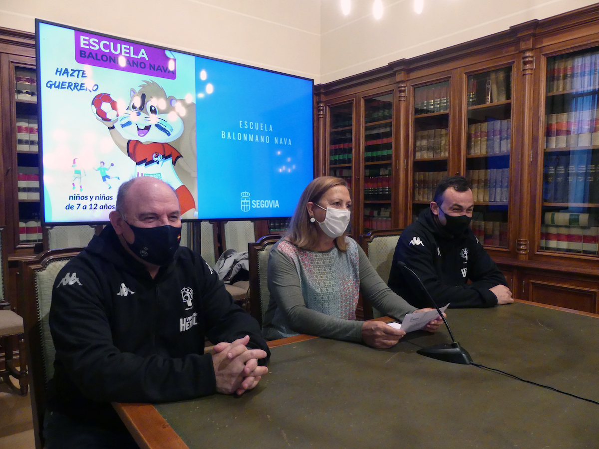 La Escuela de Balonmano Nava IMD Segovia se prepara para recibir a los jóvenes deportistas