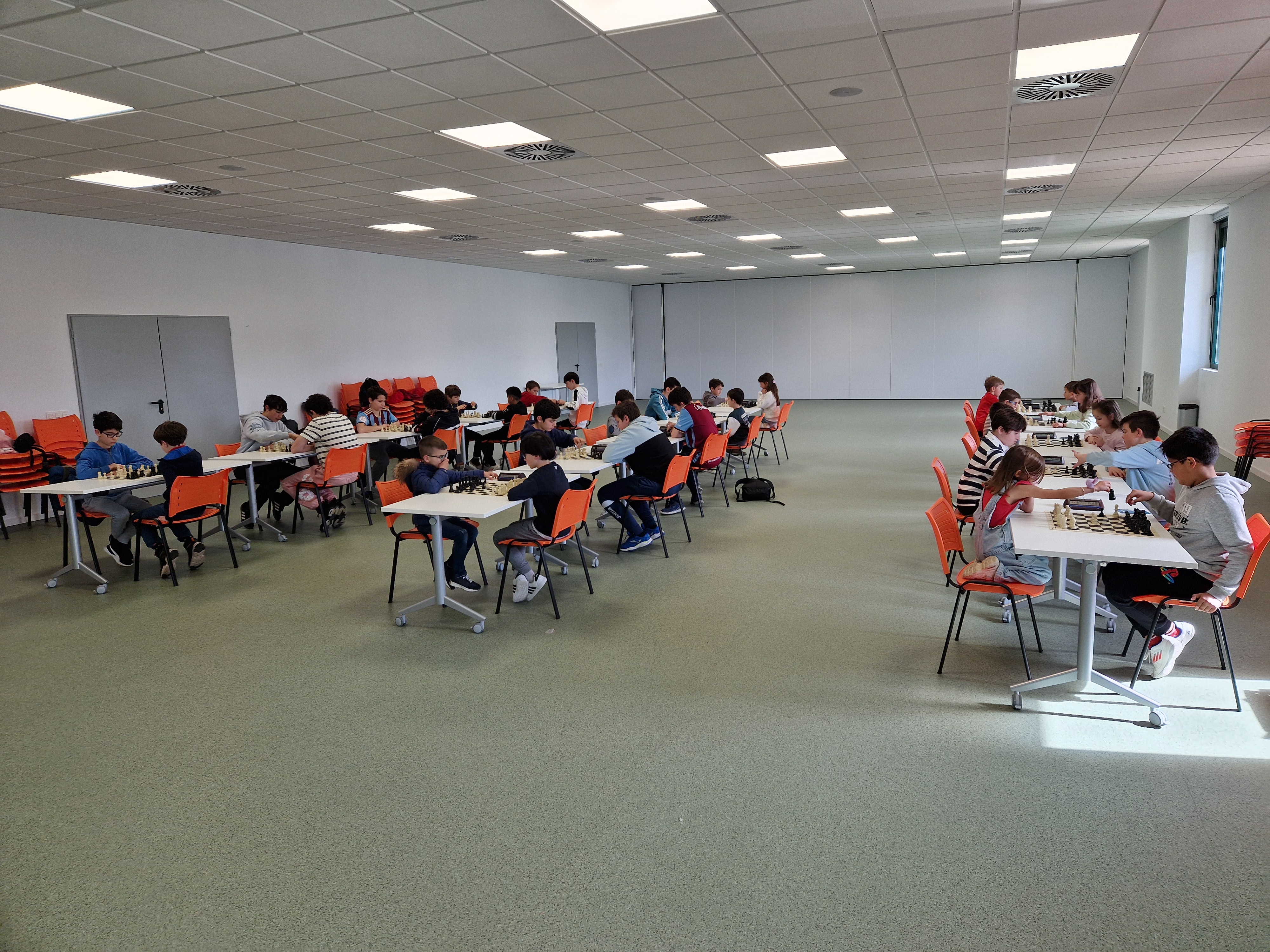 Gran Competencia en el 1º Circuito de Ajedrez “Mini-Maestros” SegoChess: Emoción a Fuego Lento tras Cuatro Torneos