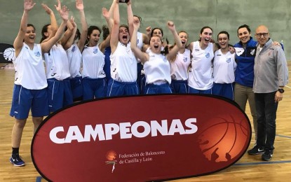 Las jugadoras del equipo junior femenino del Unami logran alzarse con la Copa de Castilla y León