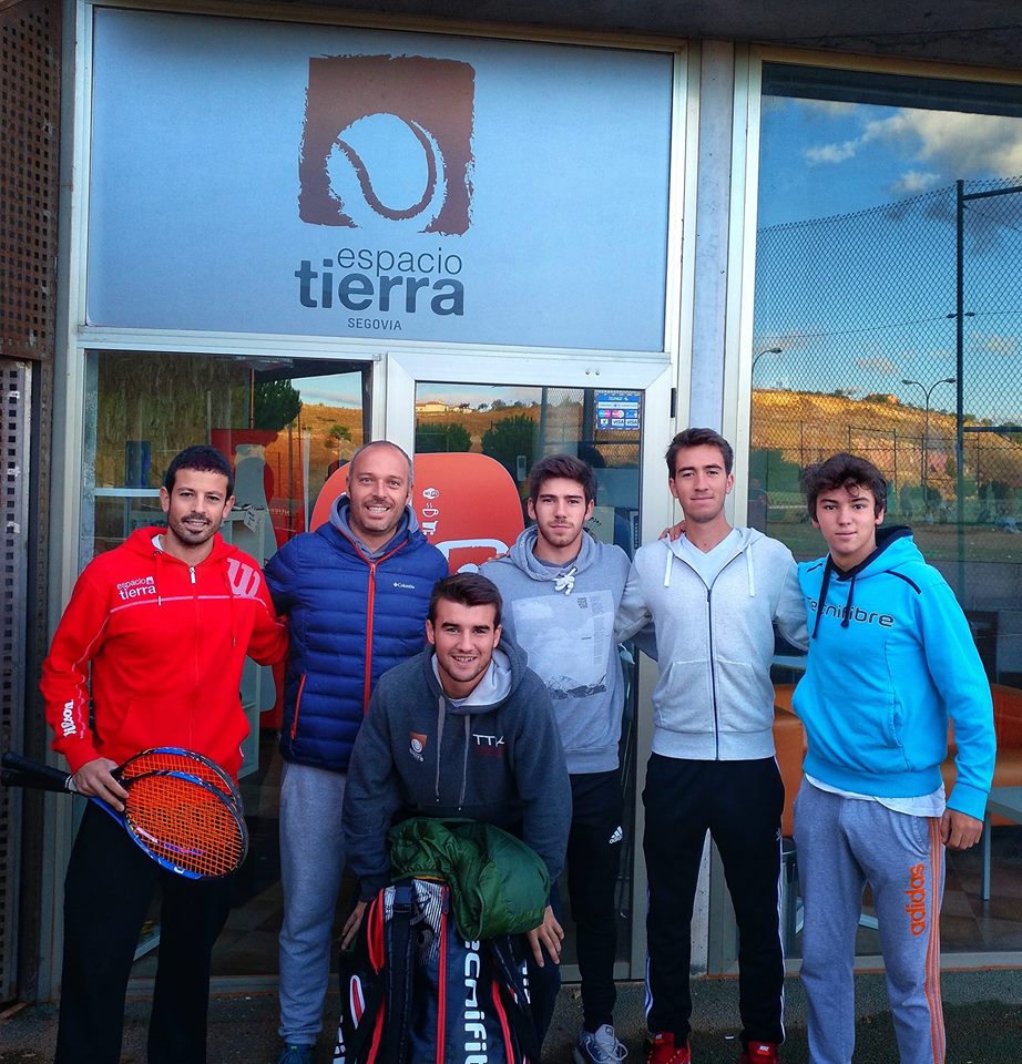 Espacio Tierra  no pudo con el Club de Tenis Pamplona en la Fase de Ascenso a Segunda División Nacional