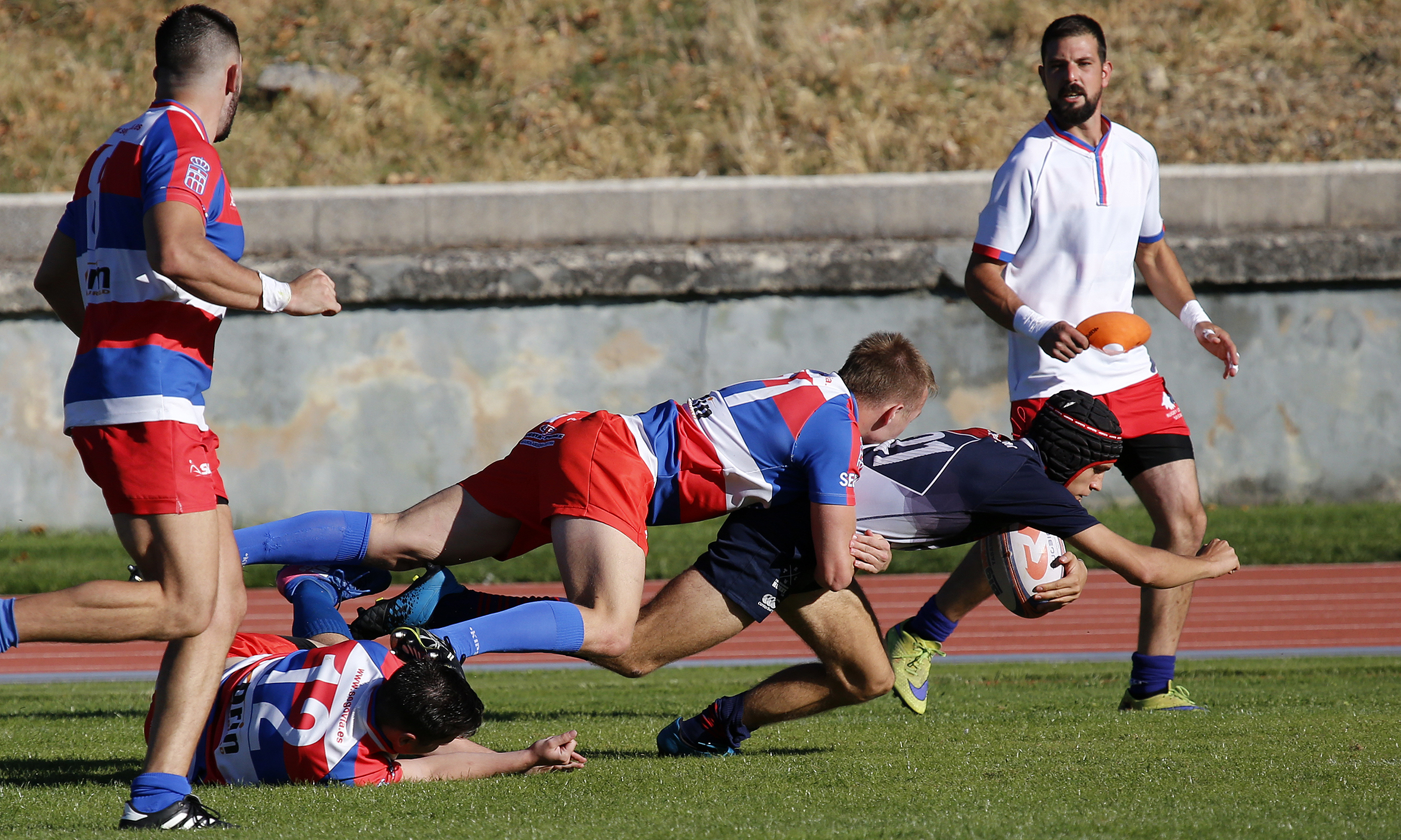 Importante victoria del Bigmat Tabanera Lobos contra los líderes del grupo