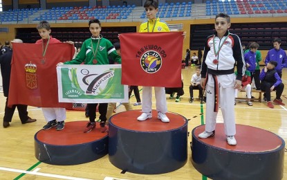Enrique Herrero bronce en el Open de Taekwondo Ciudad de Barakaldo