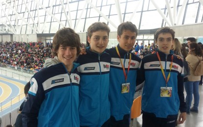Los cadetes con mínima del Blume han participado este fin de semana en el Nacional de Pista Cubierta