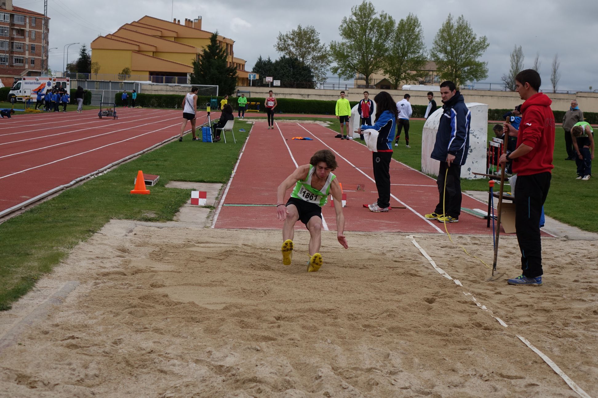 Dos Campeones autonómicos, cuatro Subcampeones y un Bronce: Blume y Vélox