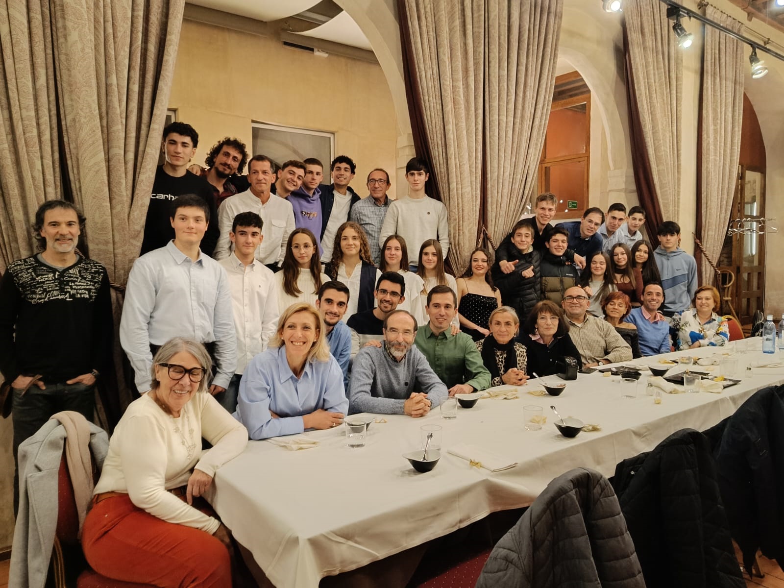 Cena anual de los Clubes C.A. Joaquín Blume y Vélox Atletismo