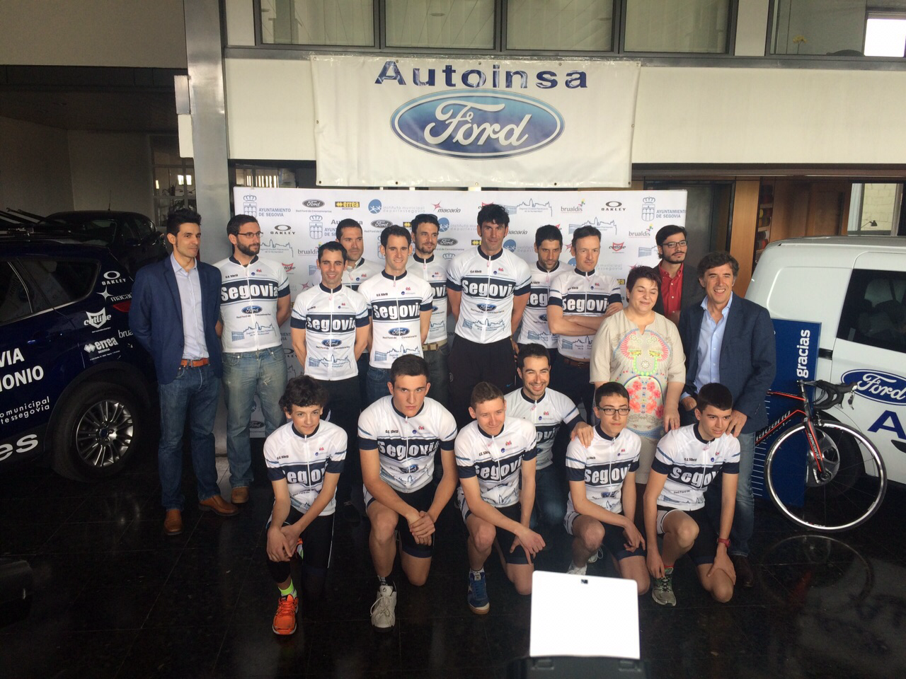 Presentación del Club Ciclista Cadete “Segovia Patrimonio Ford”