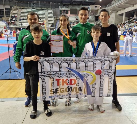 C.D. Taekwondo Miraflores – Bekdoosan: Finaliza un año cosechando 24 medallas Nacionales e internacionales