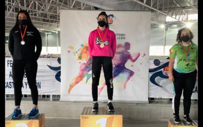 Daniela Gómez Navalón, campeona de Castilla y León de lanzamiento de peso en Pista Cubierta