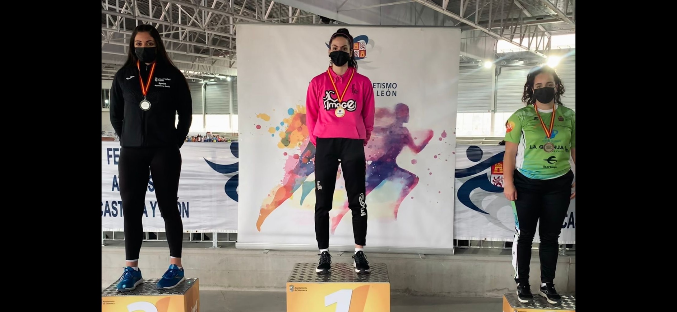 Daniela Gómez Navalón, campeona de Castilla y León de lanzamiento de peso en Pista Cubierta