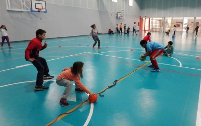 El datchball y el “futbéisbol” las alternativas preferidas por los escolares en los encuentros polideportivos