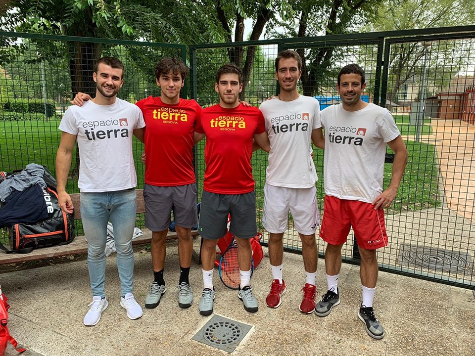 Espacio Tierra vence al Club de Tenis Leganés en el Campeonato de España por equipos