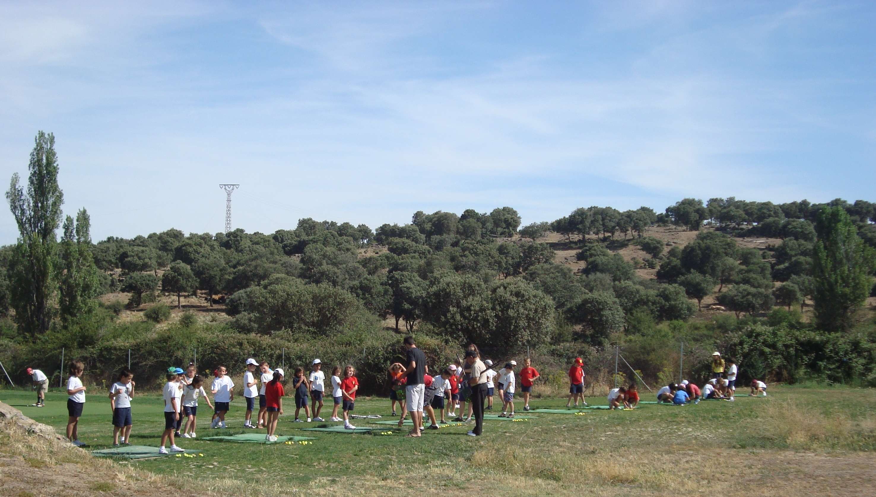 Abierto el plazo de inscripción y matrícula en la Escuela Municipal de Golf para la temporada 2015/16