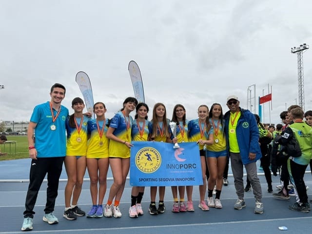 El Sporting Segovia se proclama campeón autonómico sub14 femenino en Aranda de Duero