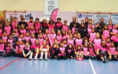 Fiesta total en la presentación del CD Spordeporte