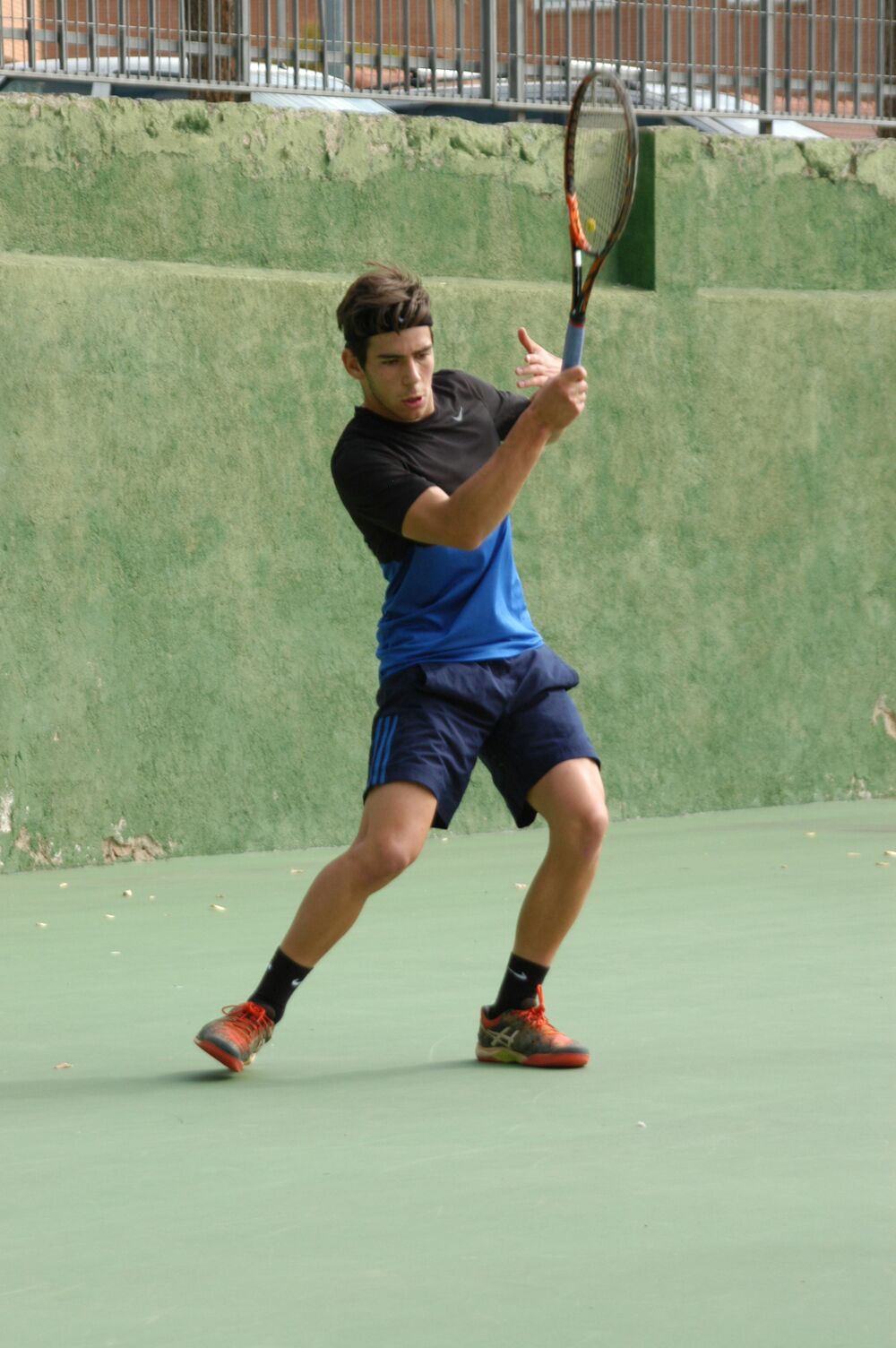 Javier Herrero alcanza los cuartos de final en dobles