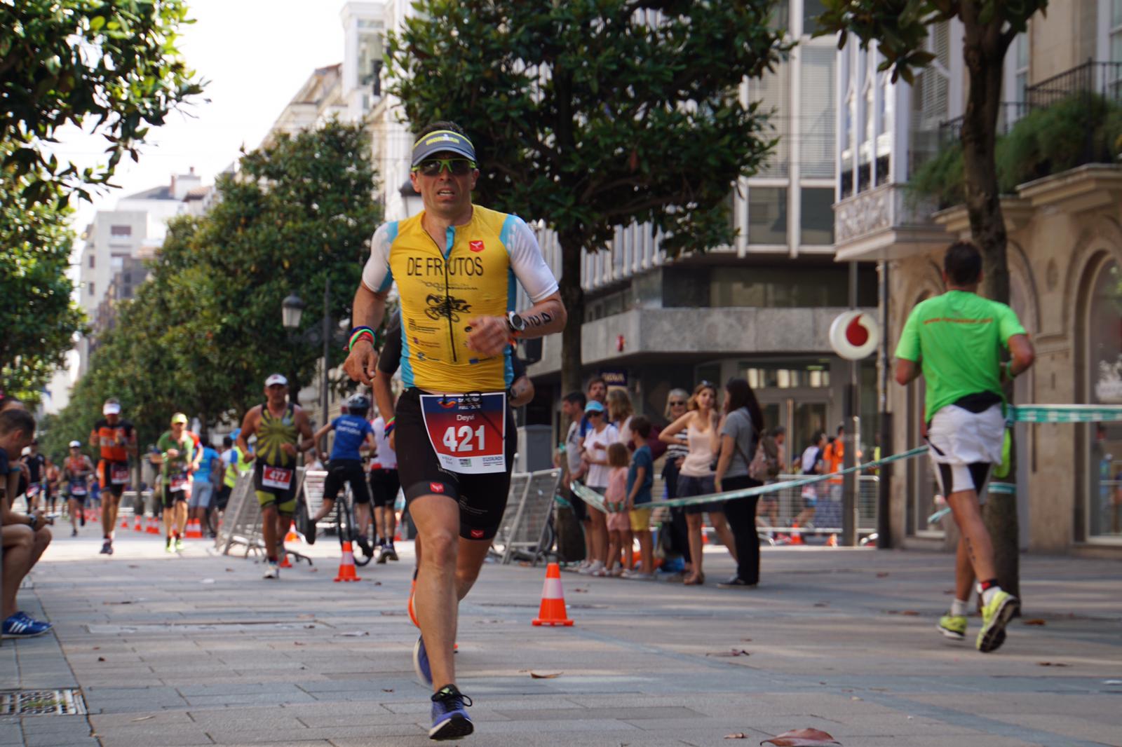 Cinco triatletas del Club Triatlón IMD Segovia completan el Ironman de Vitoria