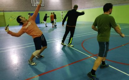 C.D. Innoporc Eresma: Escuela de Bádminton Adultos