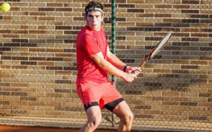 Un centenar de tenistas participan en el Maratón Puente de Diciembre celebrado en Espacio Tierra