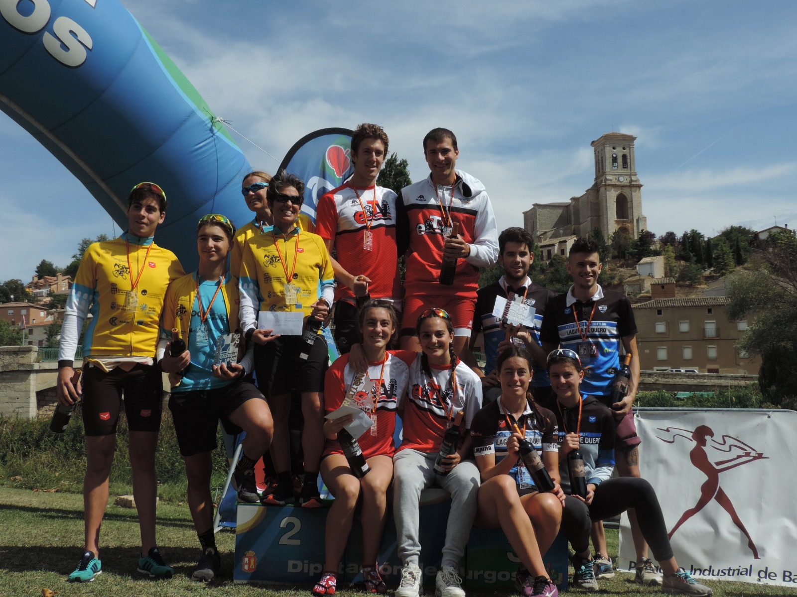 El Club Triatlón IMD Segovia subcampeón de Castilla y León de Triatlón por Relevos Mixtos