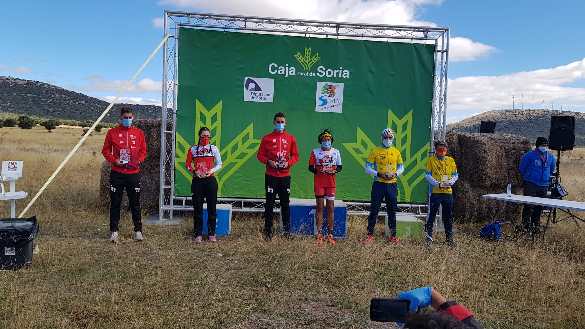 Medallas para el Triatlón IMD Segovia en el Regional de Duatlón Cross