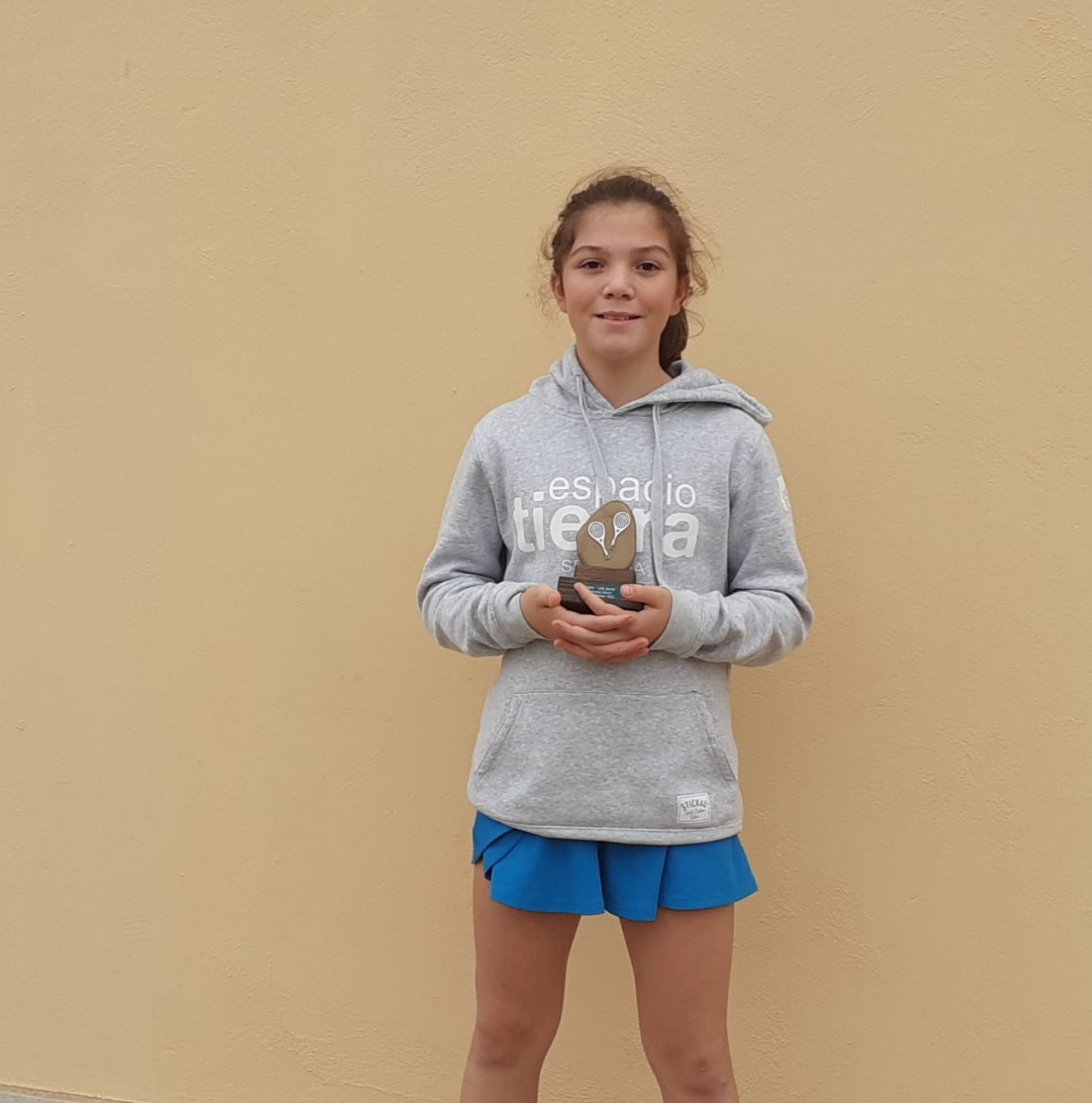 Excelentes resultados conseguidos por las jóvenes tenistas de Espacio Tierra