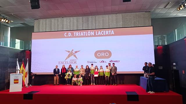 C.D. Triatlón Lacerta: Premio Excelencia Esculeas F.E.T.R.I.