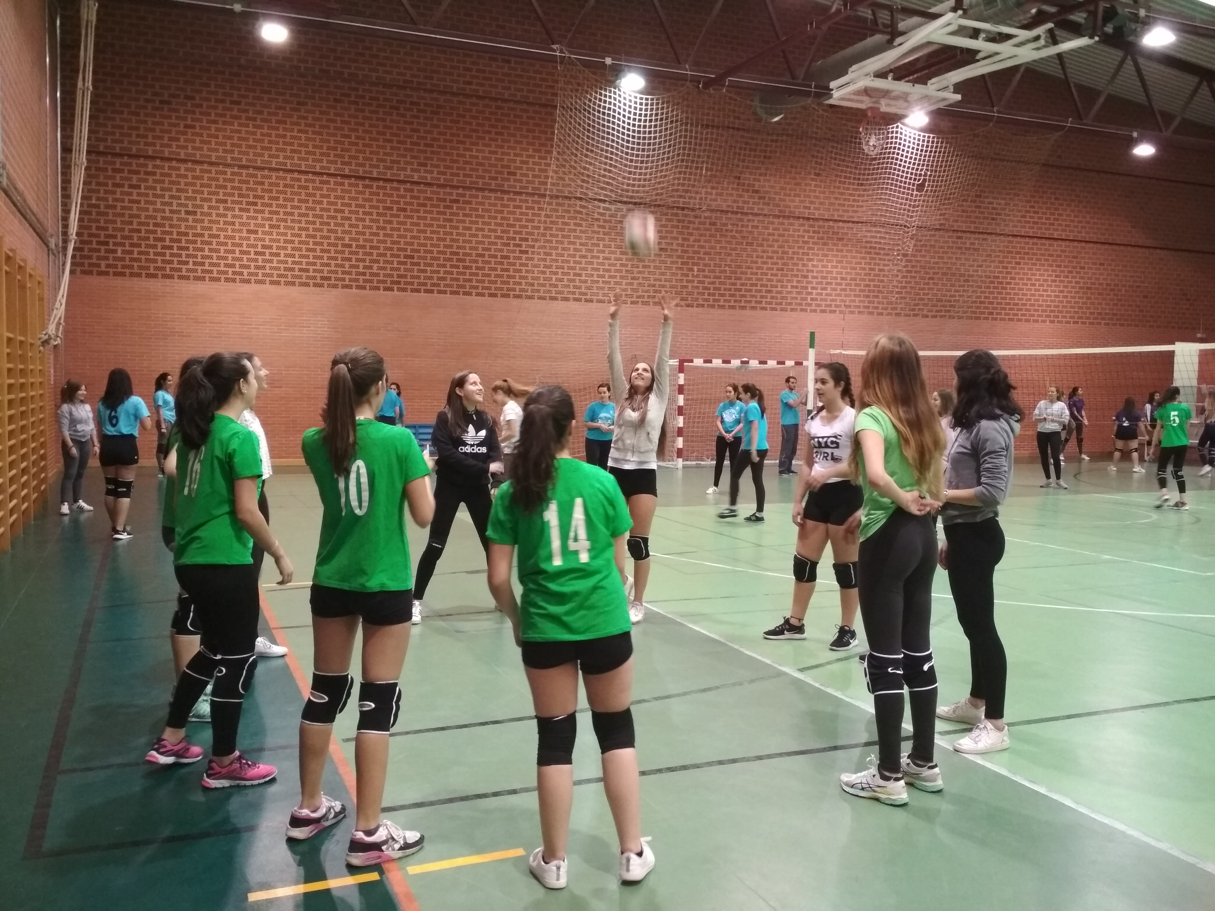 Deporte Escolar: El voleibol femenino triunfa en los encuentros de educación secundaria y bachillerato
