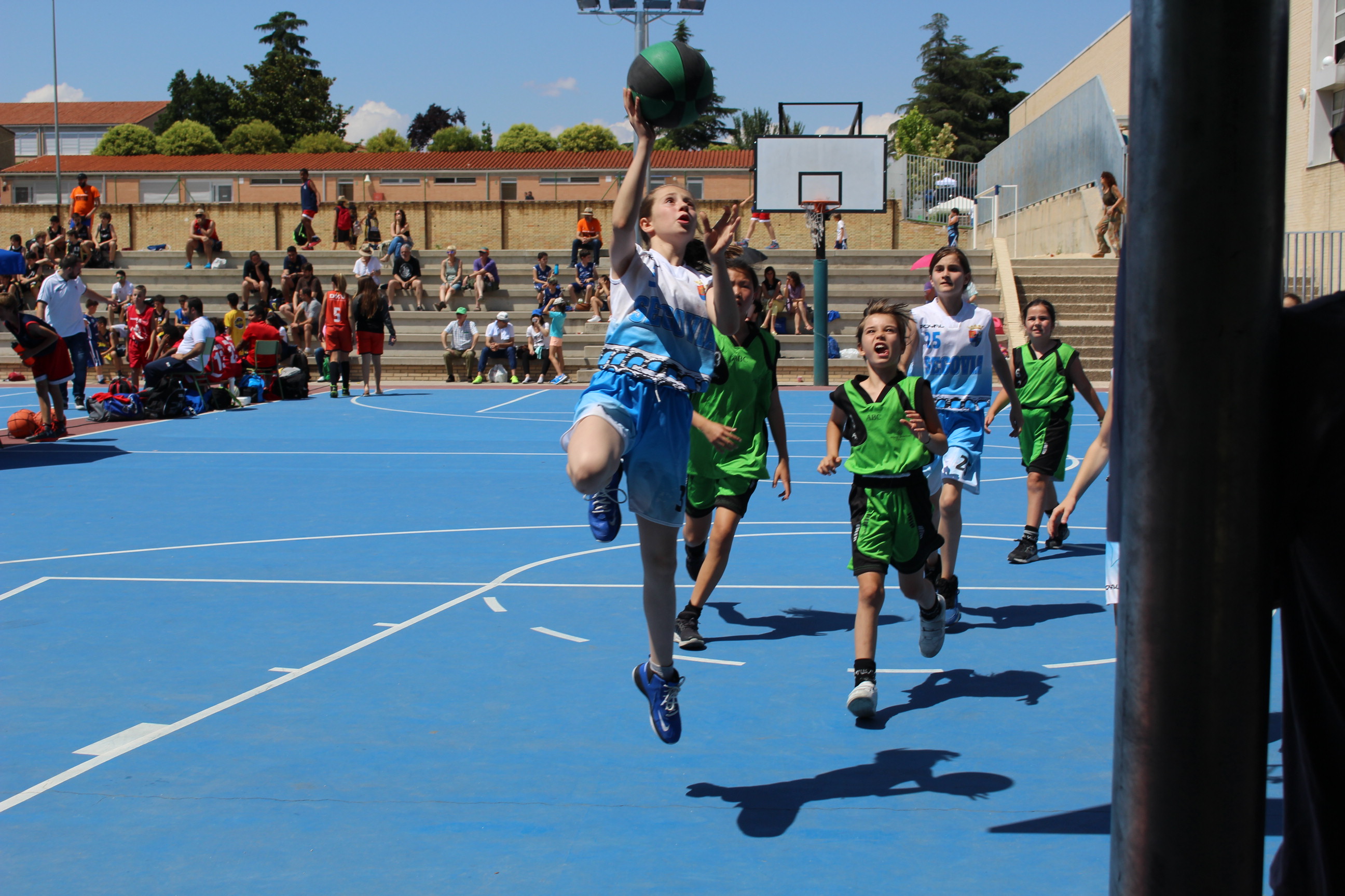 Los niños y niñas de Segovia disfrutaron de un fin de semana de concentración en Íscar y del Torneo Veritas de Pozuelo de Alarcón