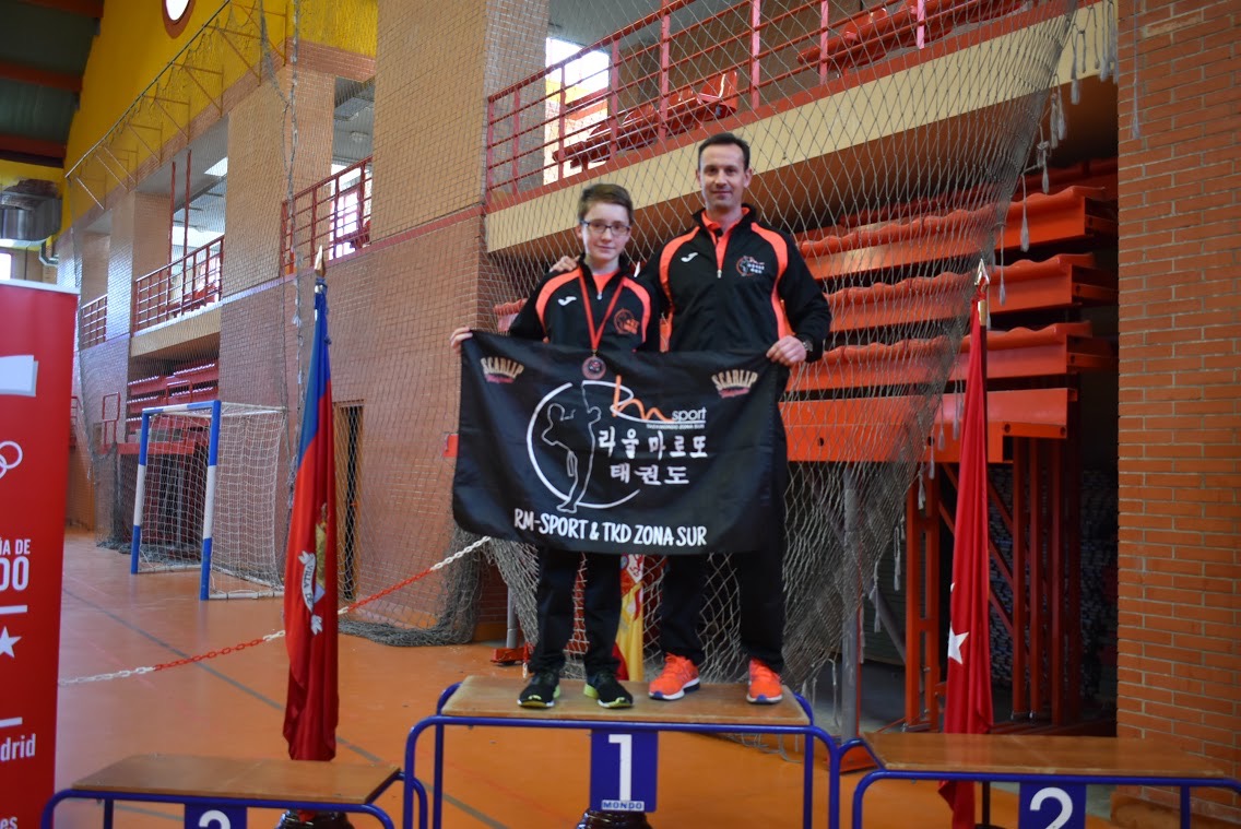 Abel Labrador obtiene la medalla de bronce en el Campeonato de Taekwondo Cadete de Madrid