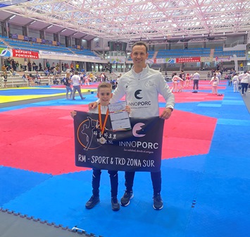 Javier Ruíz, subcampeón de España de Taekwondo en Pontevedra