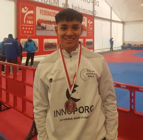 Jorge Villavicencio consigue una nueva medalla de bronce  para el Taekwondo RMm-Sport Innoporc