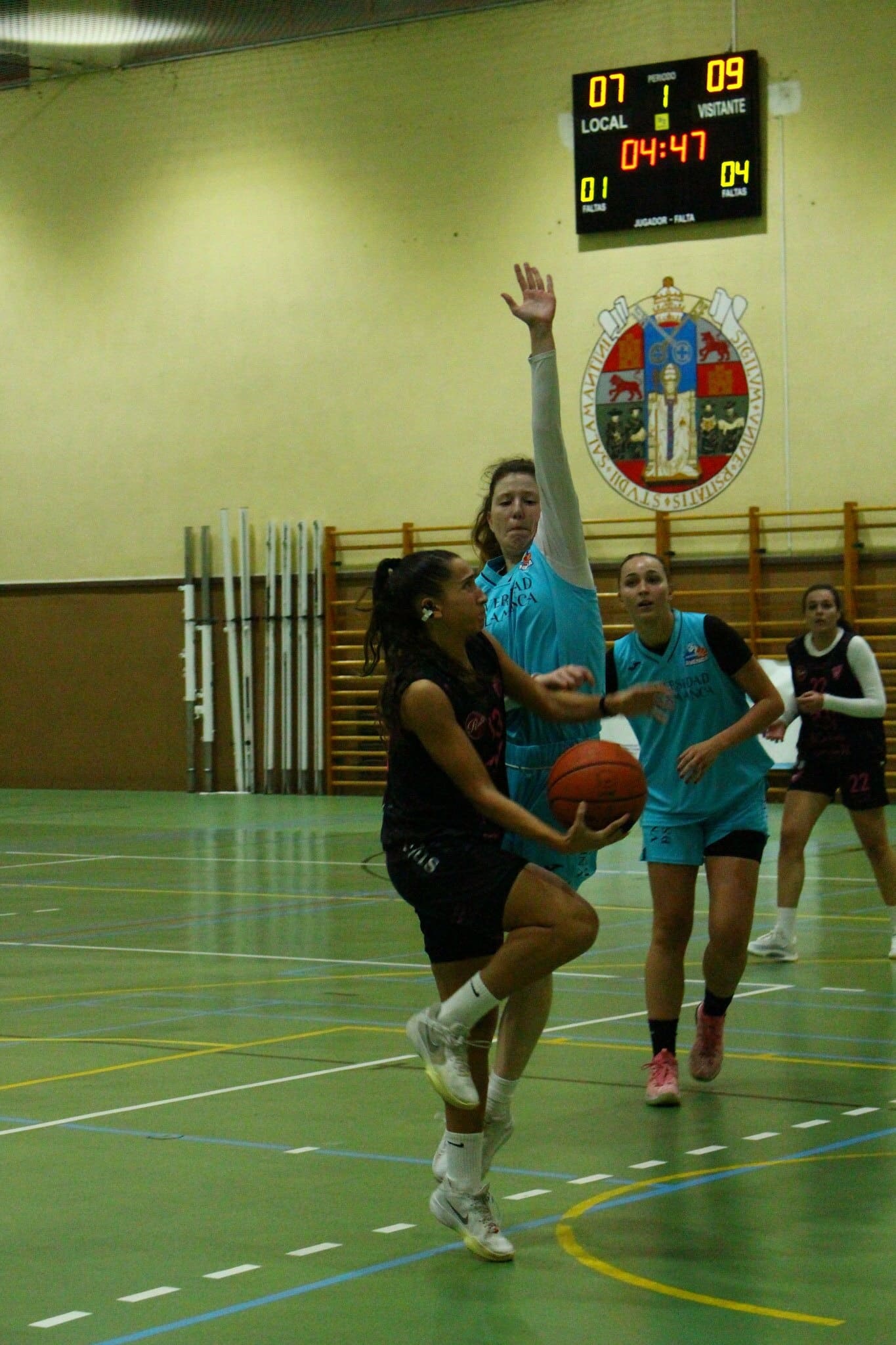 El Cochinillo Segoviano SL conquista Salamanca y se consolida en la zona alta