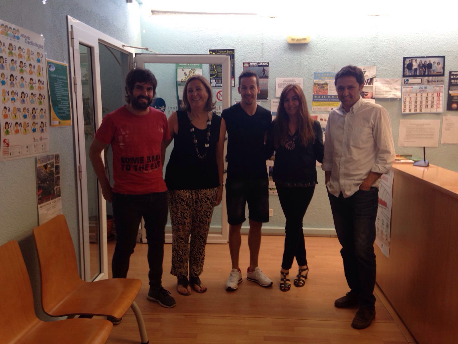 “Lin” visita las oficinas del Instituto Municipal de Deportes