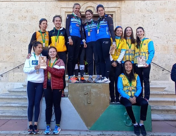 Bronce para el Triatlon IMD femenino en el Campeonato de Castilla y León de Duatlón contrarreloj por equipos