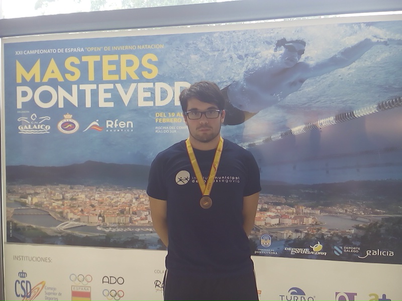 Destacada actuación del nadador Álvaro de Frutos de Pablos