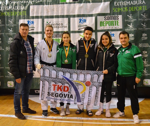 Medallas de oro para el “Taekwondo Miraflores-Bekdoosan”