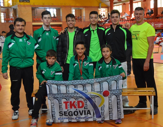 Oro y bronce  en los Ctos. Promesas y Clasificatorios de la  Comunidad de Madrid de Taekwondo