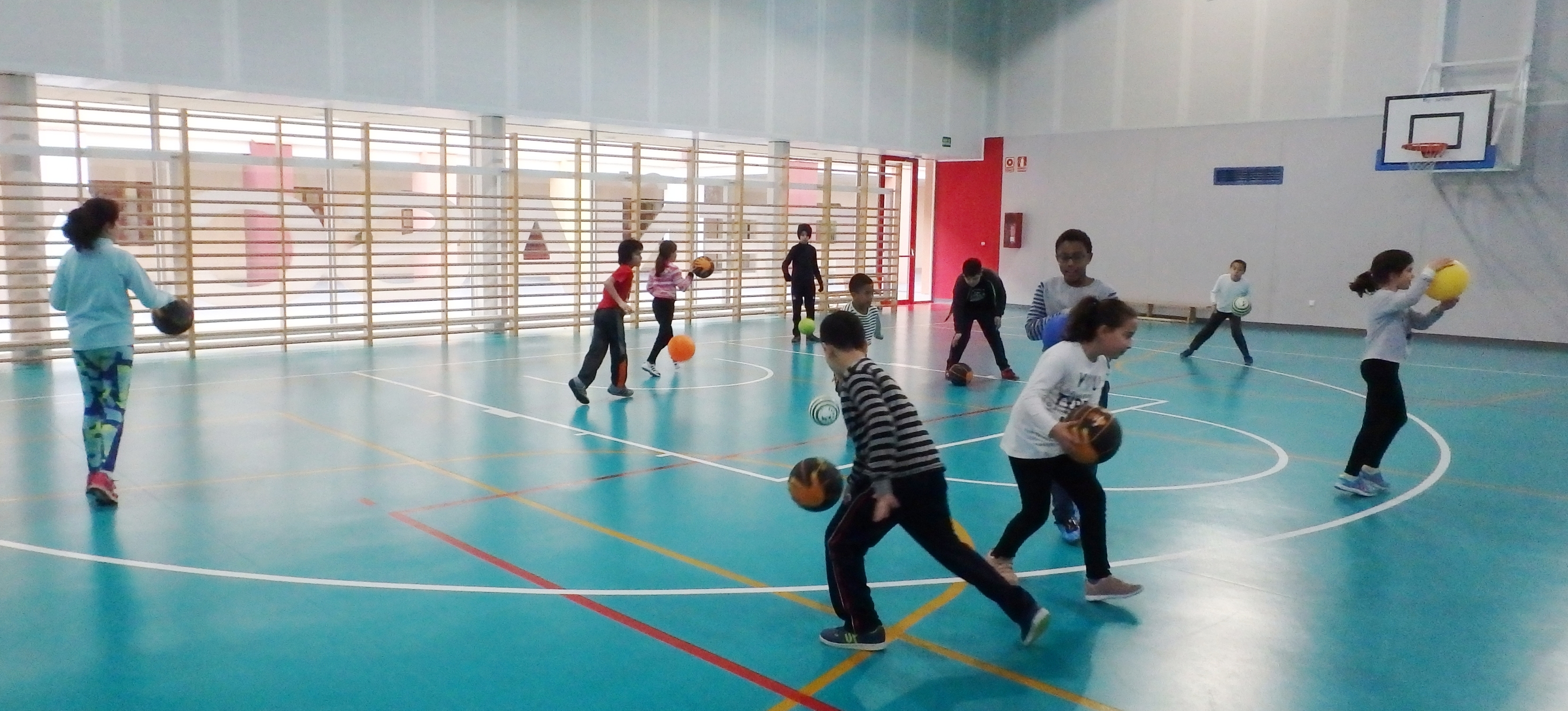 Deporte Escolar: Juego, deporte y aprendizaje en los encuentros de los viernes