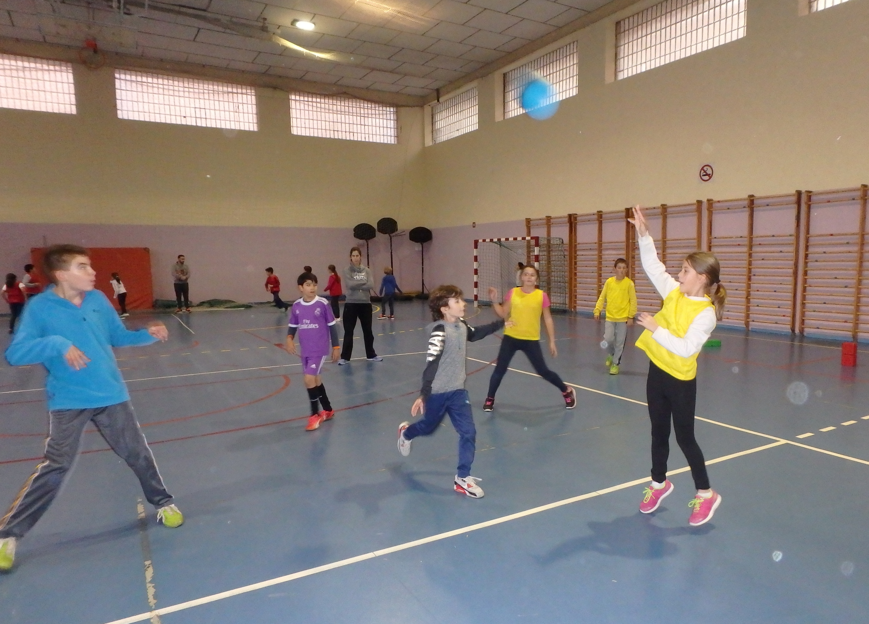 Los escolares segovianos compartieron aprendizaje y ocio en los encuentros deportivos