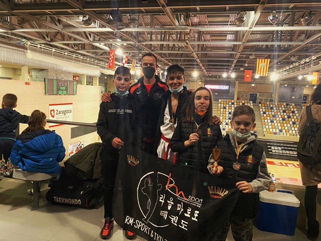 Un oro, dos platas y un bronce para el Taekwondo RM-Sport & TKD Zona sur en Zaragoza