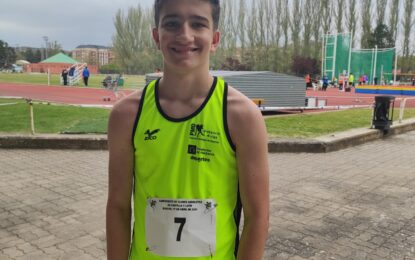 Rodrigo Santa Elena, nuevo récord Provincial y medalla de bronce con su equipo “Puentecillas Palencia”