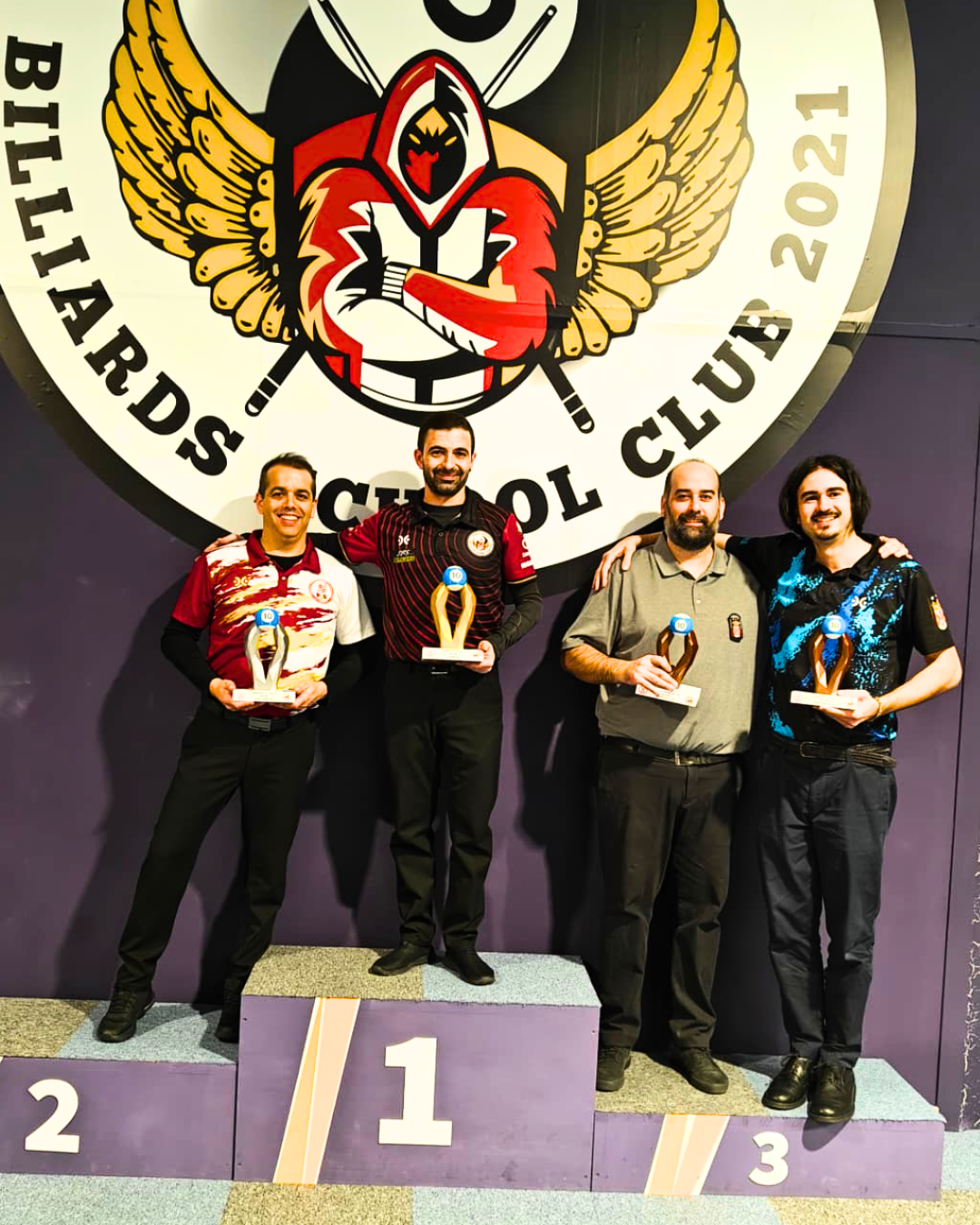 Alex Santos, del Club de Billar Segopool, semifinalista en el Absoluto Bola 10 de Castilla y León 2025/26