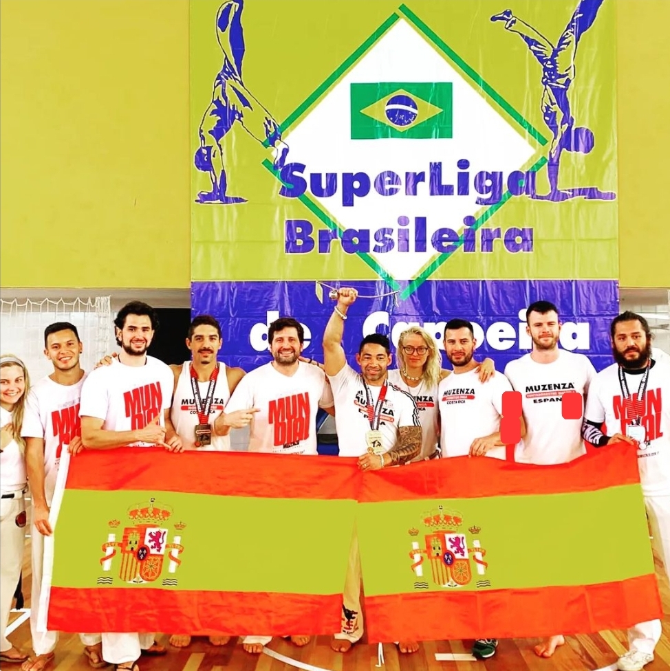 Flavio Oliveira heptacampeón en la Copa del Mundo de Capoeira