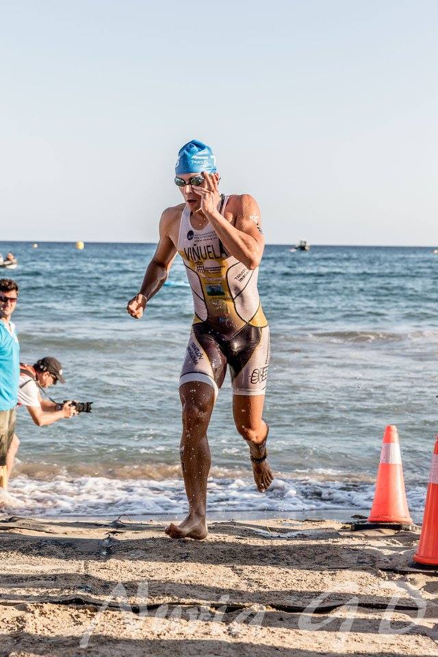 Kevin Tarek Viñuela, del Club Triatlon IMD Segovia, reconocido como el mejor triatleta de nuestra Región